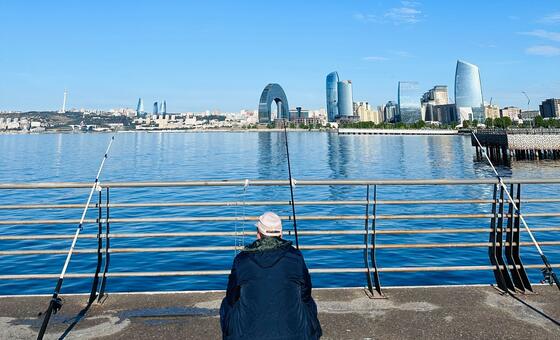 Каспийское море в Баку, Азербайджан.